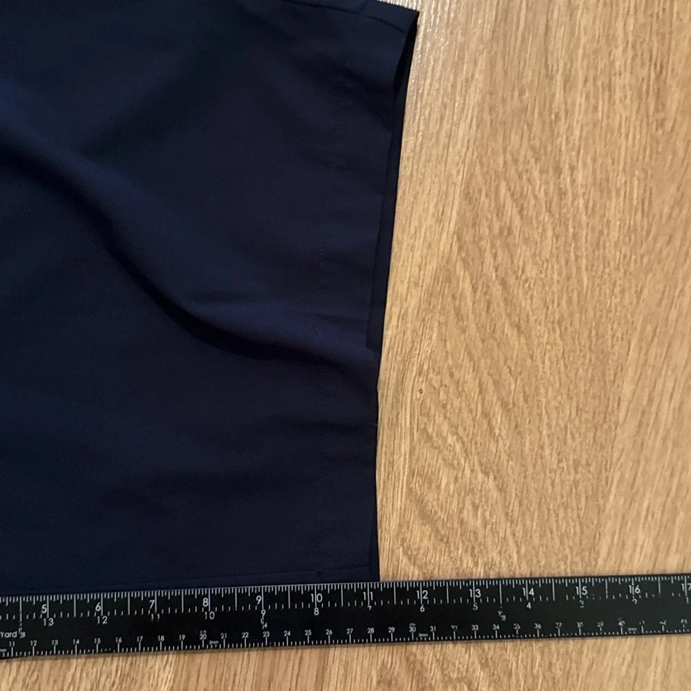 Adidas Golf Shorts Men's Navy Blue Size 38 (Measure 40) Stretch Comfort